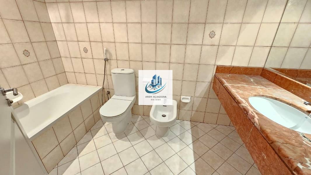 10 1000424688. jpg