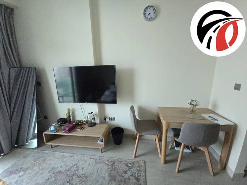 Fully Furnished | amazing price | High floor - Image 6