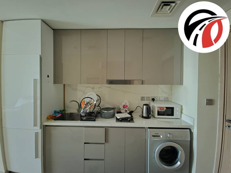 Fully Furnished | amazing price | High floor - Image 9