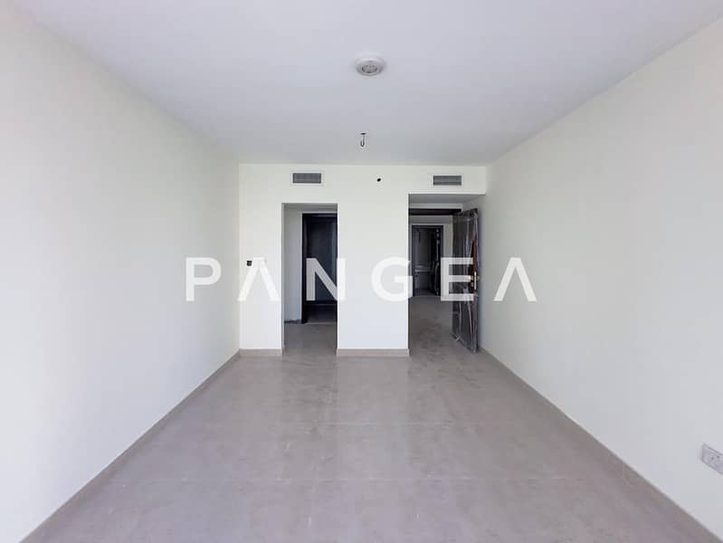 Genuine Resale | Lake View | High Floor - Image 7