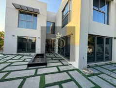 أفخم فيلا في الزاهية: 5 غرف نوم فاخرة | مطبخ راقٍ | لا تفوّت الفرصة