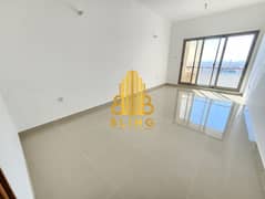 شقة في شارع المطار 1 غرفة 70000 درهم - 14173917