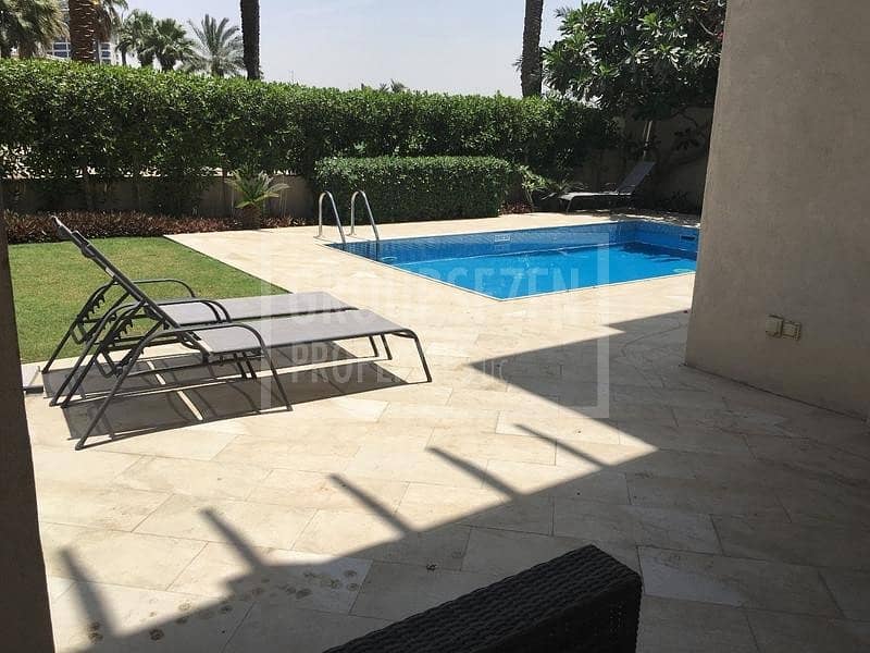 Fully furnishede 4 Bed Villa with S P  in Garhoud