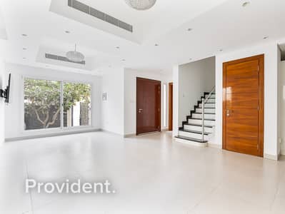 4 habitaciones Townhouse para en Alquiler en Jumeirah Village Circle (JVC), Dubai - Casa adosada en Jumeirah Village Circle (JVC),JVC District 14,Heilbronn Villas, 4 dormitorios, 190000 AED - 14174326 4 habitaciones Townhouse para en Alquiler en Jumeirah Village Circle (JVC), Dubai - Casa adosada en Jumeirah Village Circle (JVC),JVC District 14,Heilbronn Villas, 4 dormitorios, 190000 AED - 14174326