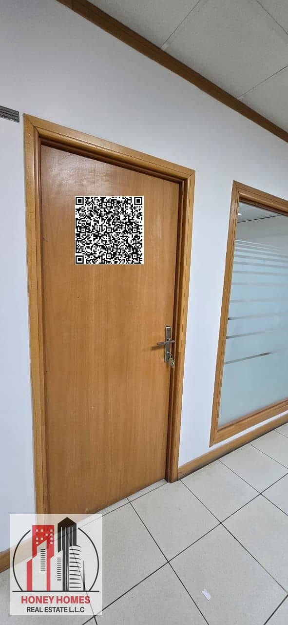 2 OFFICE4. jpeg