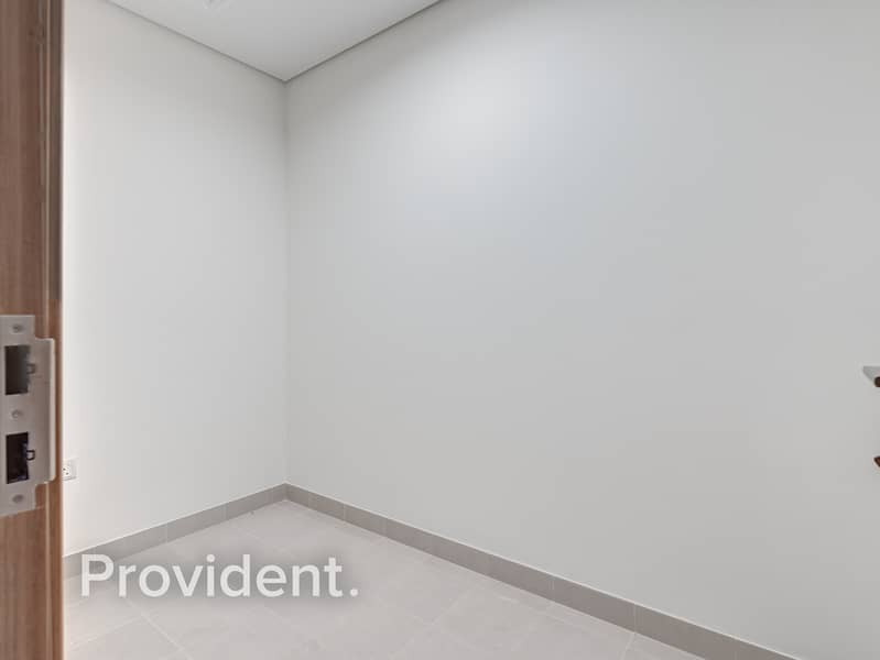 2 Bedrooms | Partial Canal and Park View | Vacant - Image 10