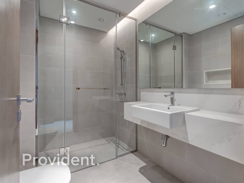 2 Bedrooms | Partial Canal and Park View | Vacant - Image 16