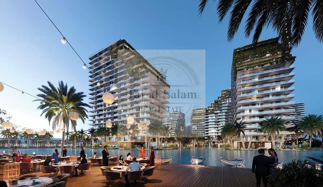 4 Azizi-Venice-community. jpg