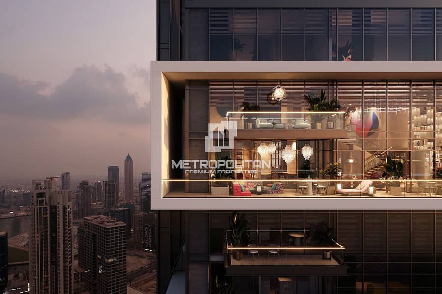 Stunning Burj View | Luxurious| 2BR + Office Space - Image 4