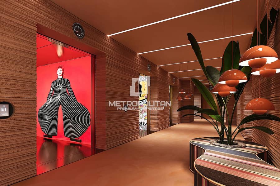 Stunning Burj View | Luxurious| 2BR + Office Space - Image 9