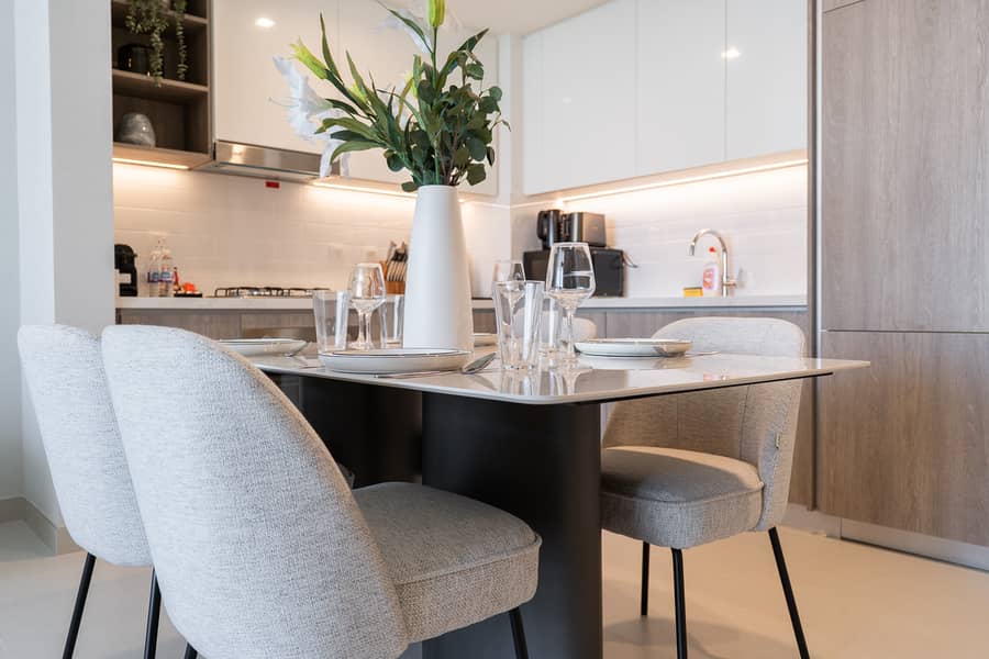 Elegant 1BR LIV Marina Dubai World-Class Amenities - Image 20