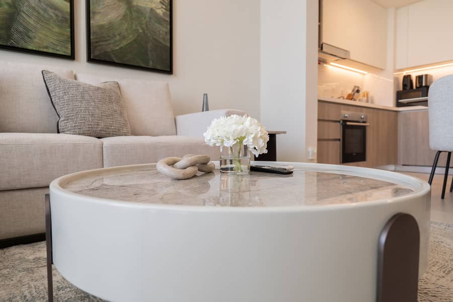 Elegant 1BR LIV Marina Dubai World-Class Amenities - Image 25
