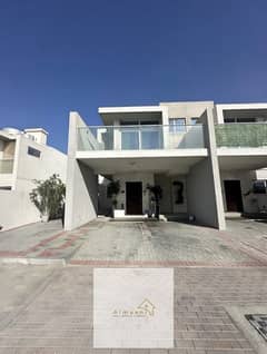 Green Living | Spacious 3BR Villa | Private Backyard | Albizia