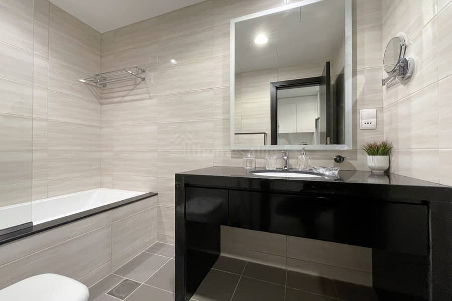 Vacant | Luxurious Amenities | Modern - Image 11