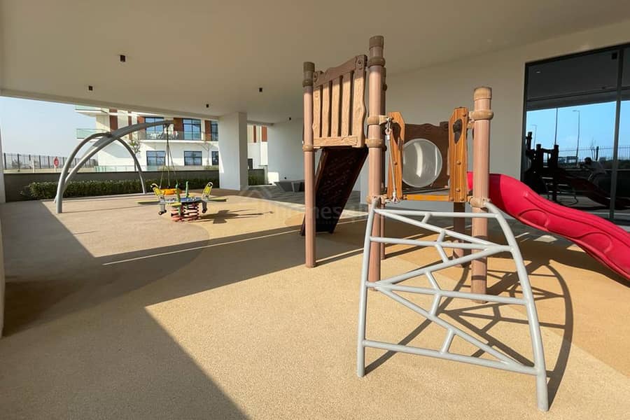 Vacant | Luxurious Amenities | Modern - Image 17