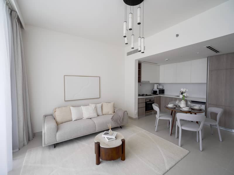 Panoramic Marina view | Private balcony - Image 6