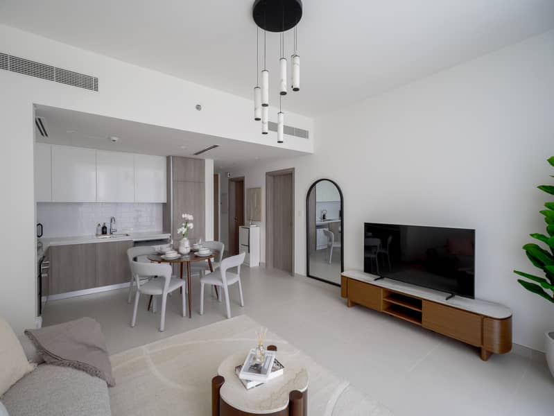 Panoramic Marina view | Private balcony - Image 7