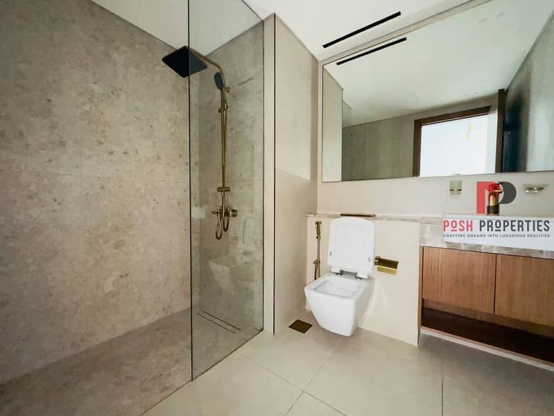 Ready to Move | Prime Location | Pool View - Image 12