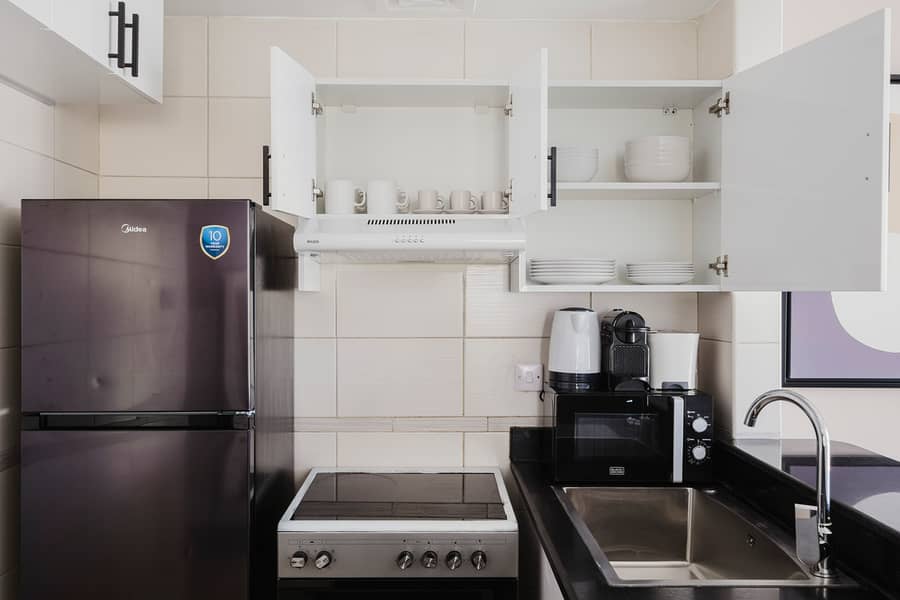 Lake View | Furnished | Flexible Terms - Image 10