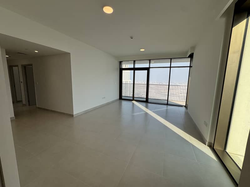 3-Bedroom apartment | Unfurnished | Balcony with panoramic waterfront views