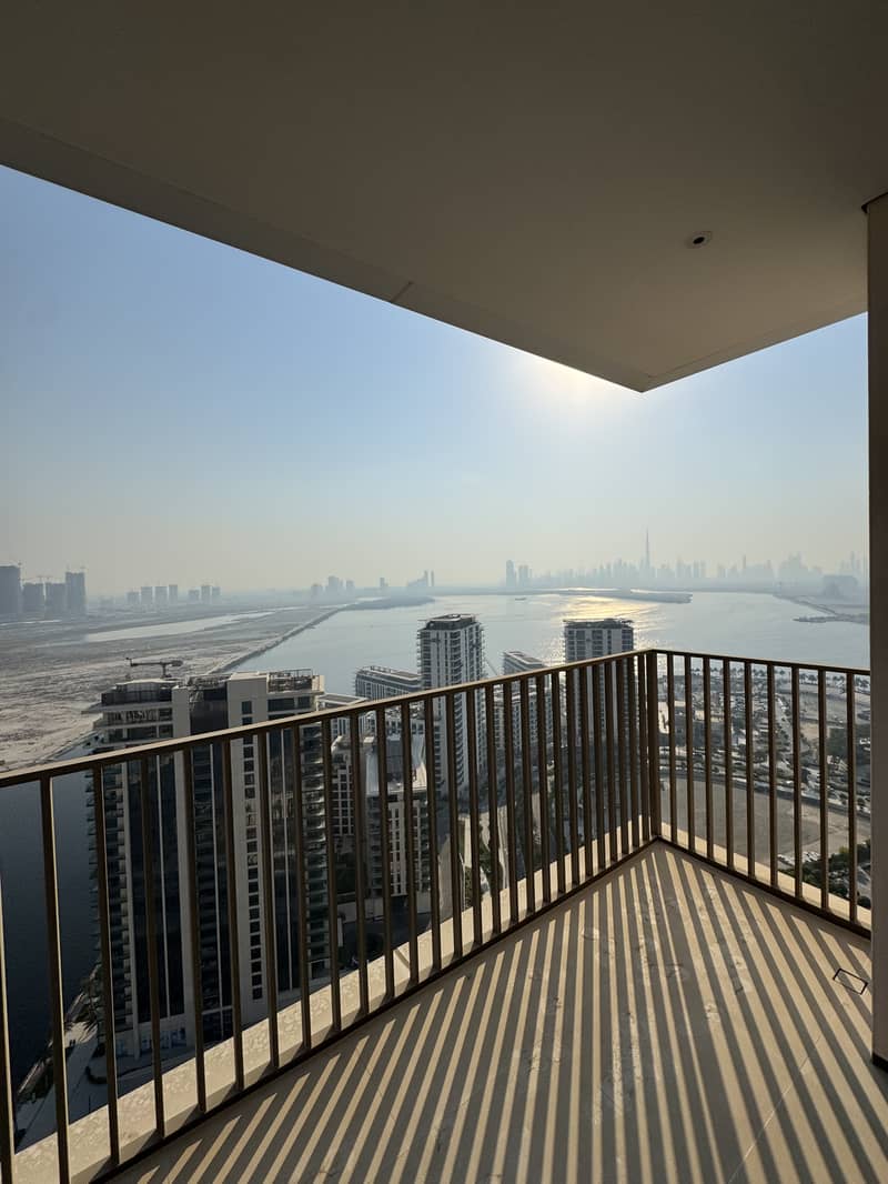 3-Bedroom apartment | Unfurnished | Balcony with panoramic waterfront views