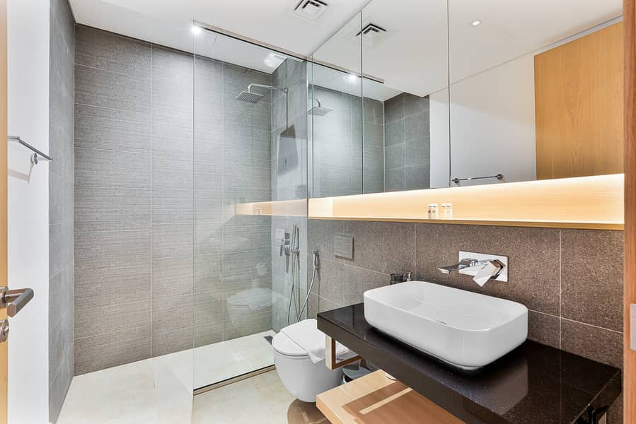 13 Full Bathroom (6). jpeg