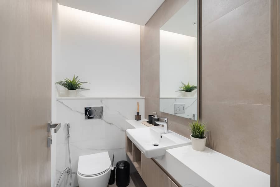 Luxury 2BR LIV Marina Dubai World-Class Amenities - Image 11