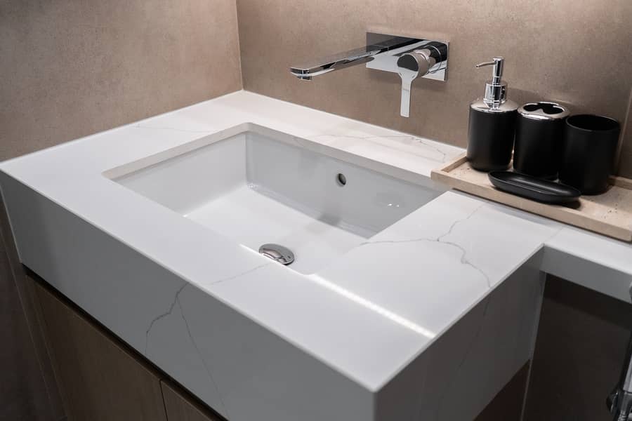 Luxury 2BR LIV Marina Dubai World-Class Amenities - Image 25