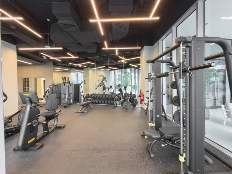 Elegant 1BR LIV Marina Dubai World-Class Amenities - Image 54