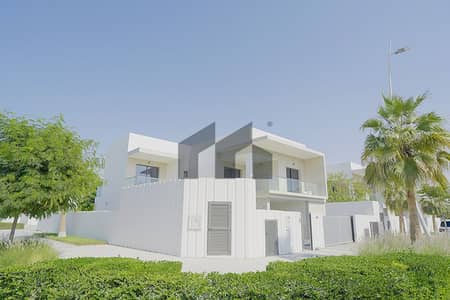 5 Bedroom Villa for Sale in Yas Island, Abu Dhabi - Luxurious Corner Villa| Private Pool |High Ceiling 5 Bedroom Villa for Sale in Yas Island, Abu Dhabi - Luxurious Corner Villa| Private Pool |High Ceiling