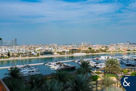 فلیٹ 2 غرفة نوم للبيع في نخلة جميرا، دبي - شقة في مارينا ريزيدنسز 4،مارينا ريزيدنسز،نخلة جميرا 2 غرف 4450000 درهم - 14184489