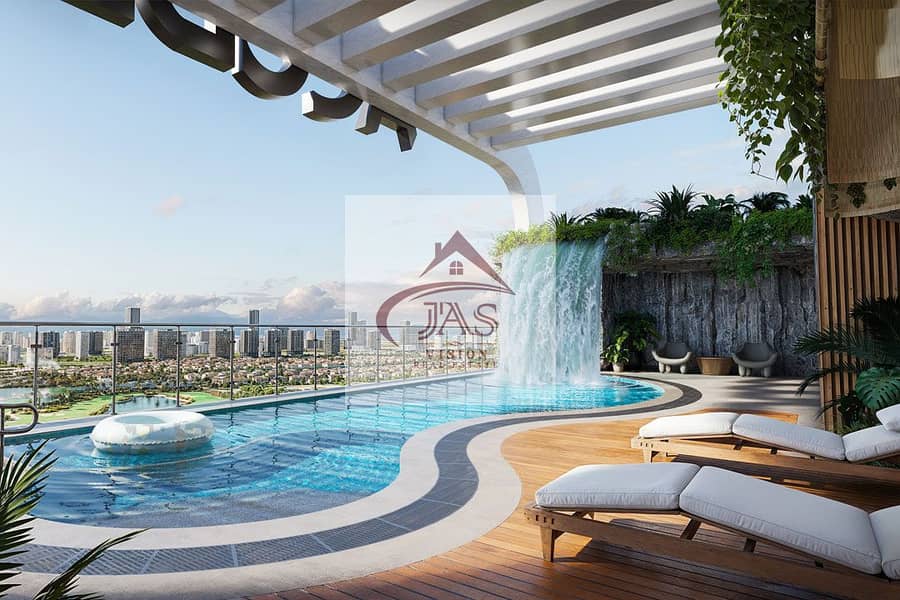 21 swimming-pool. jpg