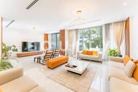 Fully Extended | Perfectly Located E3 | VOT