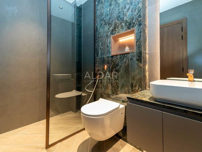 Pool View| High Rise| Near Mall|Handover Jan 2027 - Image 5