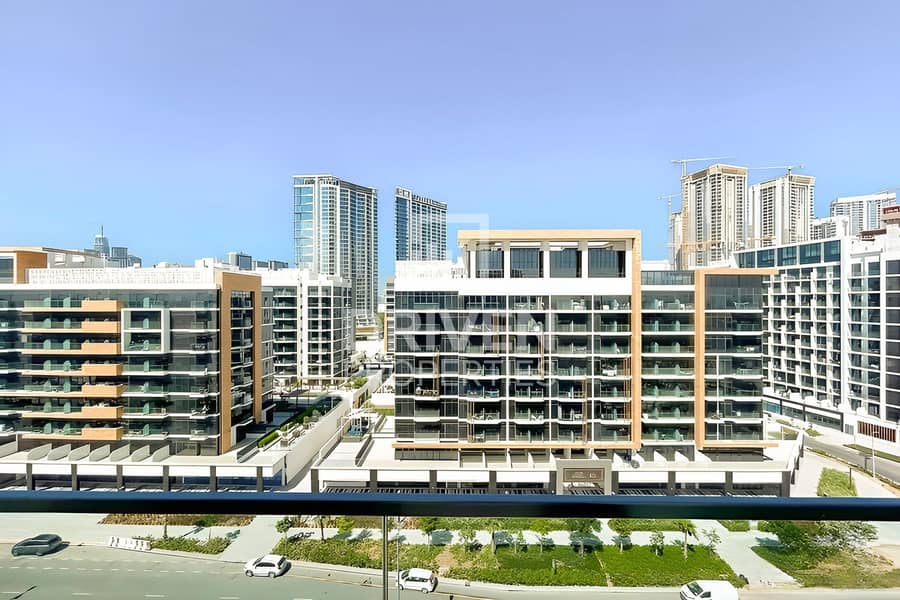 Amazing View | Biggest Layout | Good ROI Amazing View | Biggest Layout | Good ROI