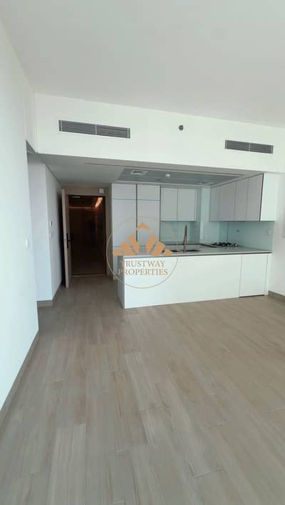 2 Bedroom Flat for Rent in Jumeirah Village Circle (JVC), Dubai - entrance hallway (2). jpg