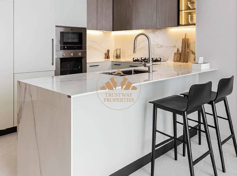 2 kitchen area. jpg