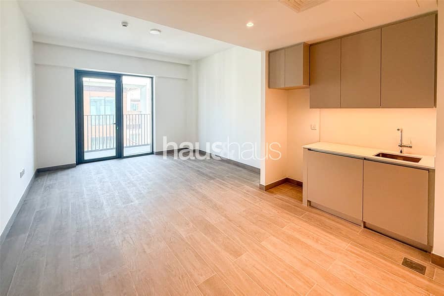 Beach Access | Brand New | Vacant Beach Access | Brand New | Vacant