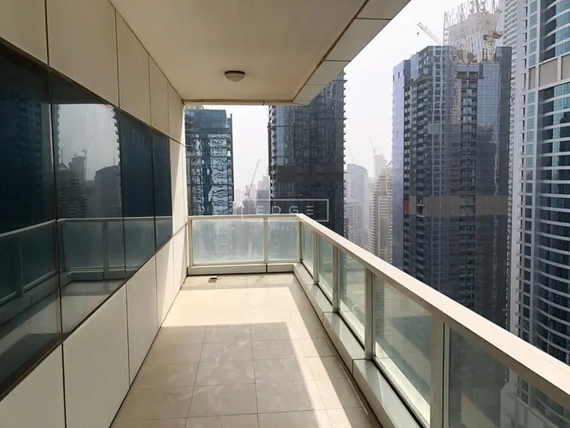 HIGH FLOOR | IN | TENANTED