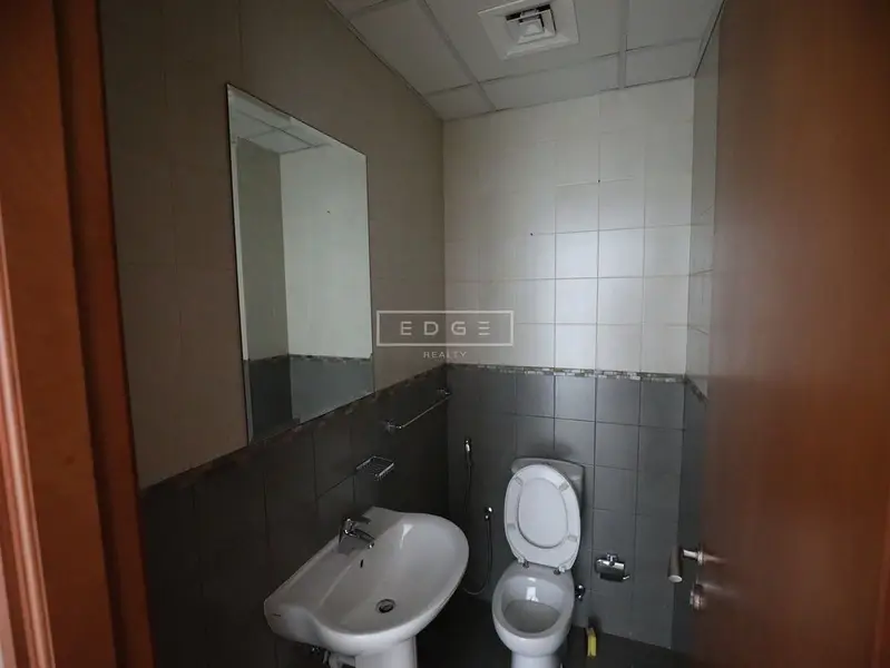 HIGH FLOOR | IN | TENANTED