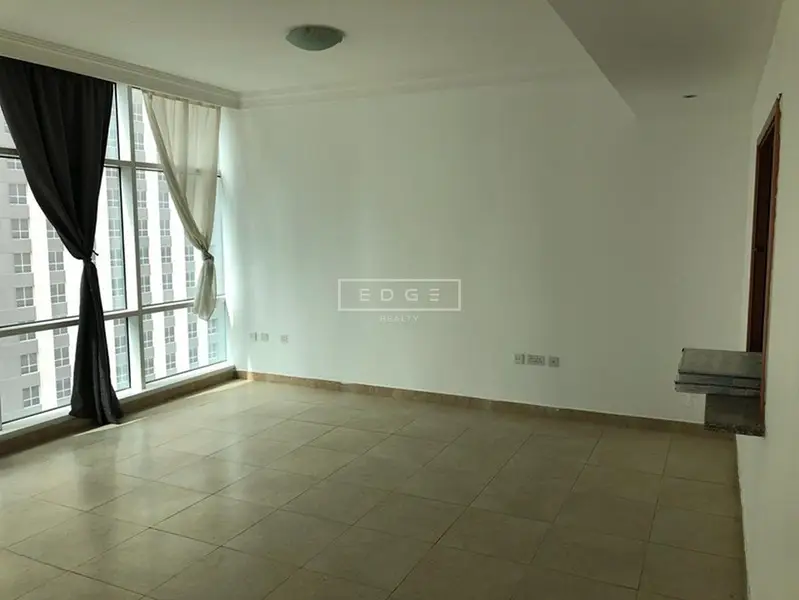 HIGH FLOOR | IN | TENANTED