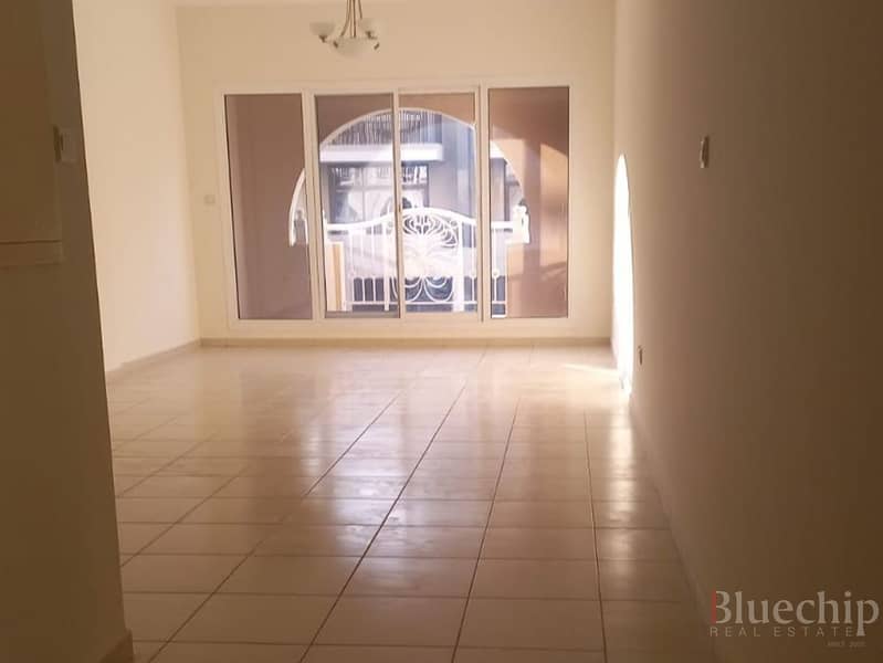 SPACIOUS LAYOUT | READY TO MOVE | BEST PRICE SPACIOUS LAYOUT | READY TO MOVE | BEST PRICE