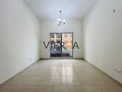 شقة مشرقة وواسعة بغرفة نوم واحدة | الطابق العلوي بإطلالة على الفيلا | وحدة سكنية للإيجار