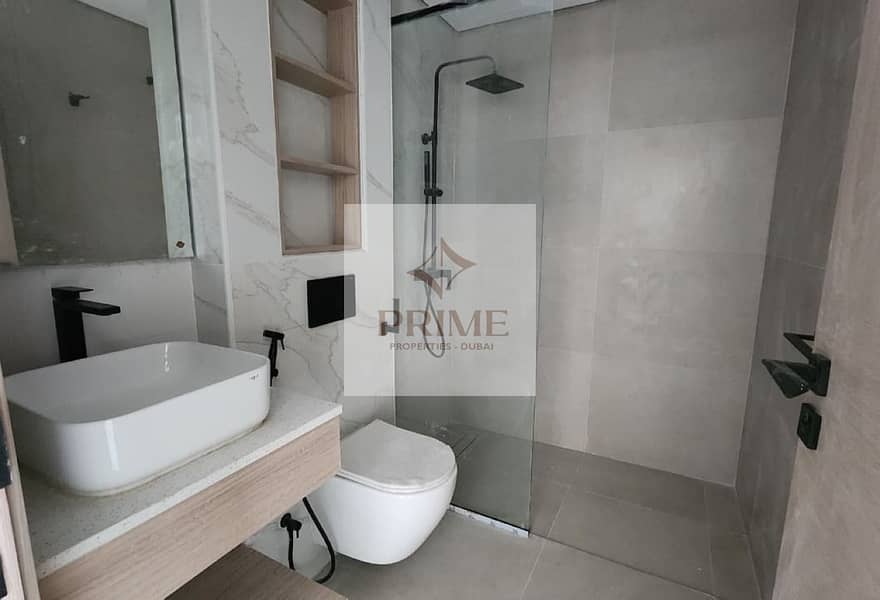 Ready to Move | High ROI | Prime Location - Image 8