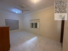 تقع منطقة الروضة 2 في موقع استراتيجي مميز ضمن إمارة عجمان، وتُعد من أبرز المناطق السكنية الهادئة والمناسبة للعائلات، لما تتمتع به من تنظيم عمراني ممتا