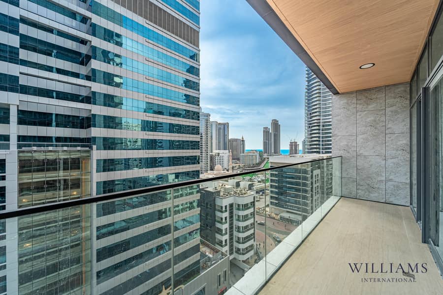 BRAND NEW | MARINA VIEWS | INFINITY POOL - Image 2