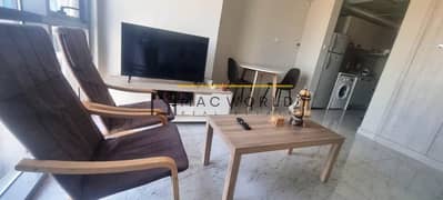 Furnished-Studio | Kitchen-equipped | Mid floor | Parking