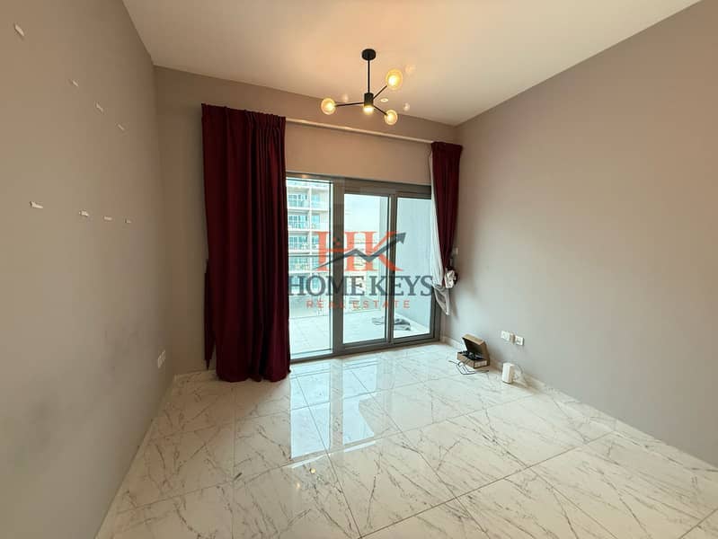 “Spacious 1BHK in MAG 5 Boulevard | Prime Layout | Move-in 1st March ...
