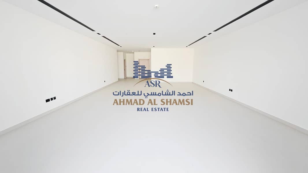 Brand Name luxurious 3 Bhk apartment || Sea view + 2 parking || All 3 bedroom attached with washroom || MaidRoom + Balcony || Gym and pool and play amenities - Image 3