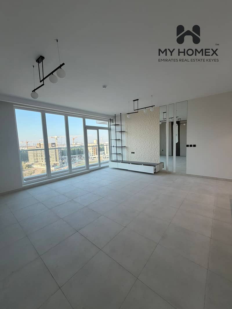 EXECLUSIVE | MOTIVATED SELLER | SPACIOUS LAYOUT - Image 1